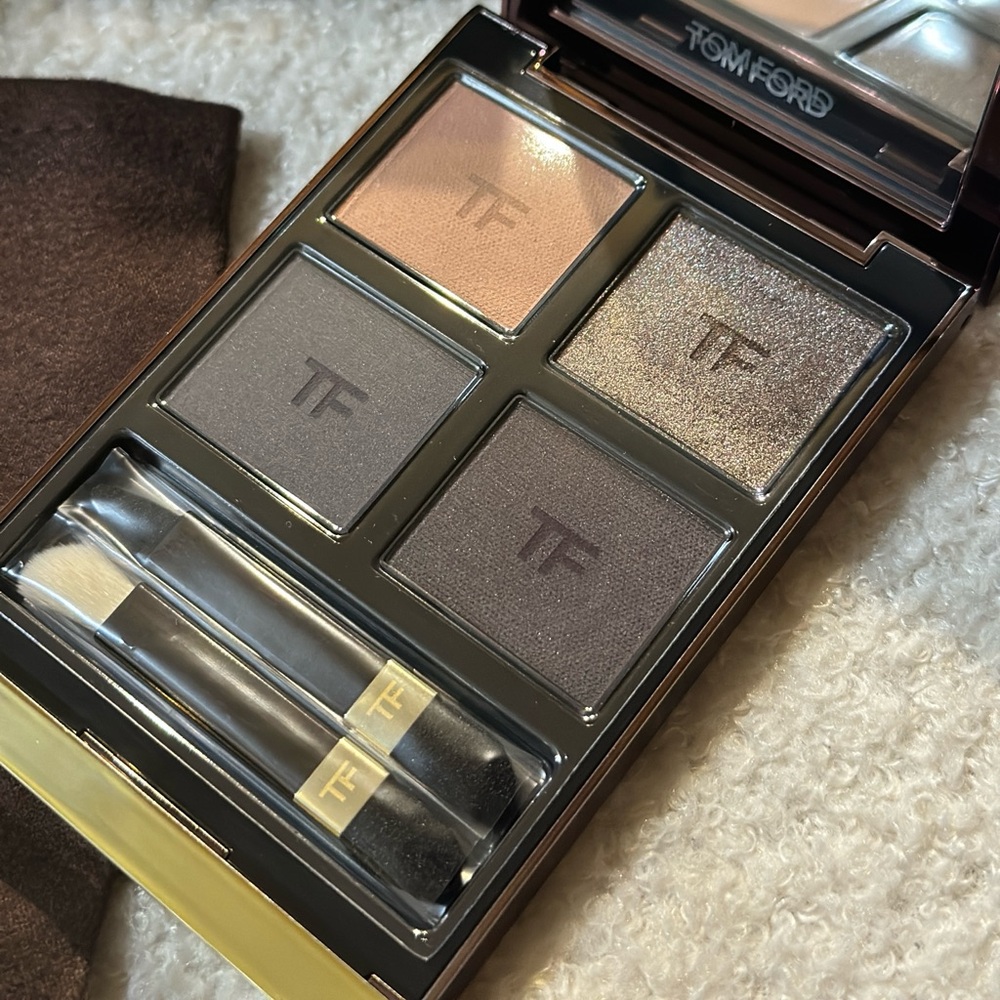 NEW Tom Ford Eye Color Quad Crème Eyeshadow # 45 Iconic Smoke - Picture 6 of 8